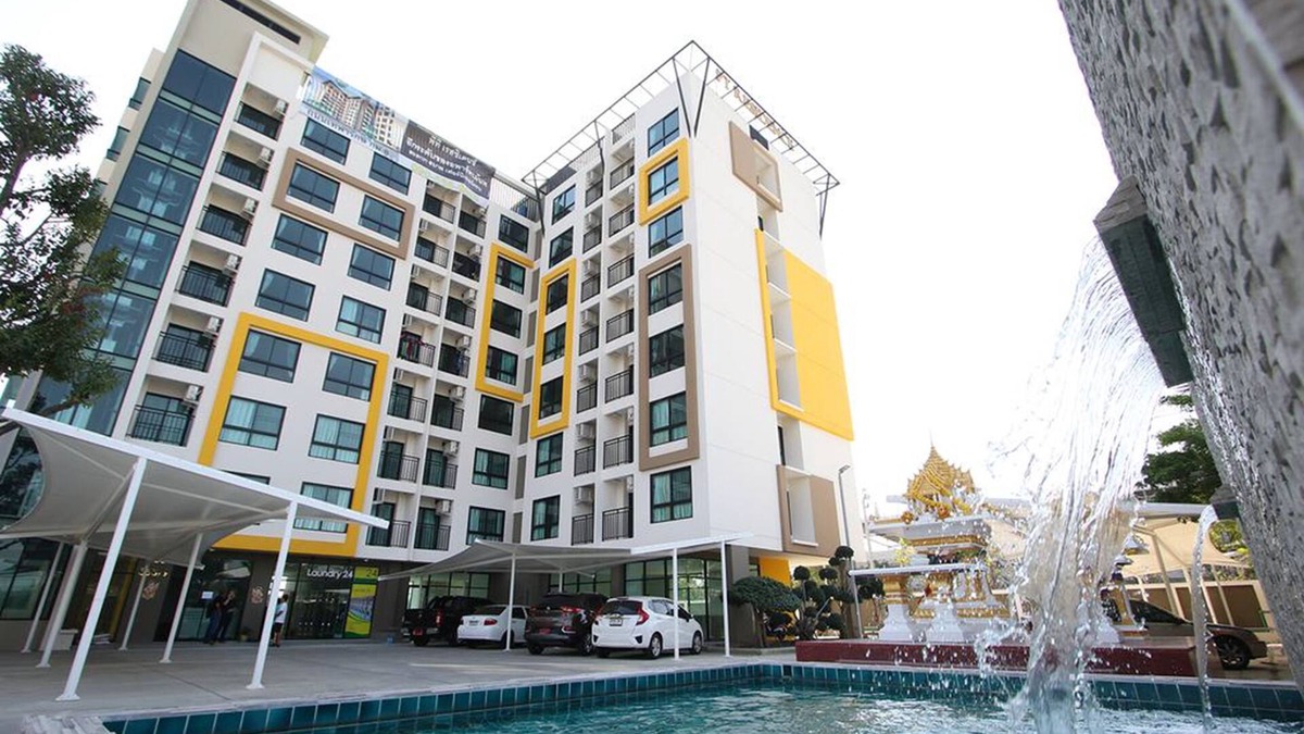 Mueang Samut Prakan District Hotel | PT Residence
