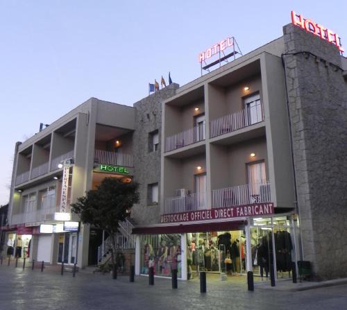 La Jonquera Hotel | Puerta De España