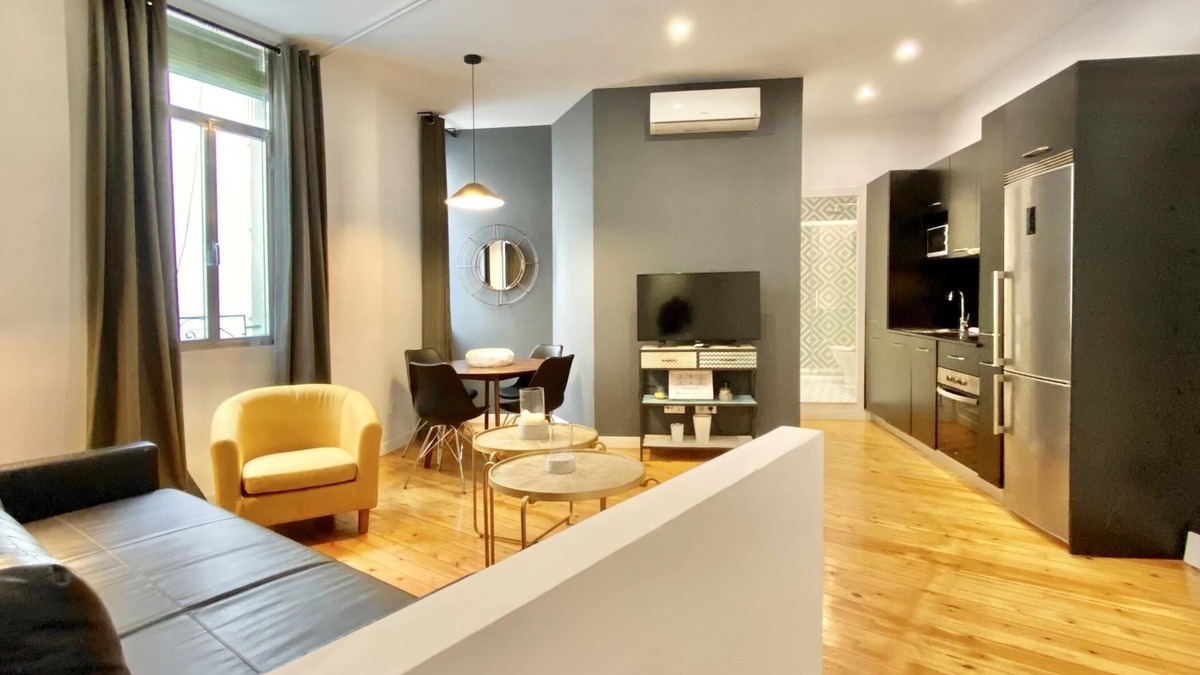 Las Acacias Apartment | Puerta de Toledo III – 1-Bedroom Apartment