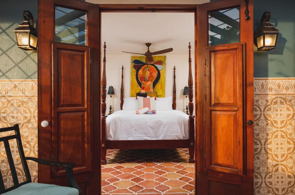 Esperanza Bed & Breakfast | Puertas