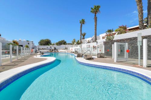 Playa Blanca Apartment | Puerto Chico 2