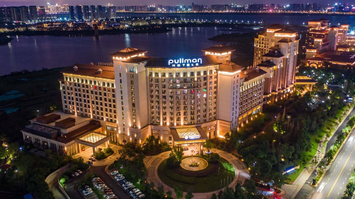 Donghu Qu Hotel | Pullman Nanchang Sunac