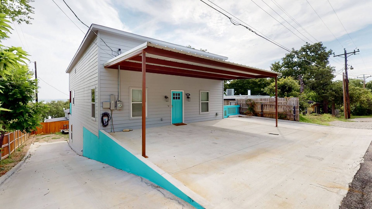 Gordonville House | Pura Vida Texoma, Unit B | House in Gordonville