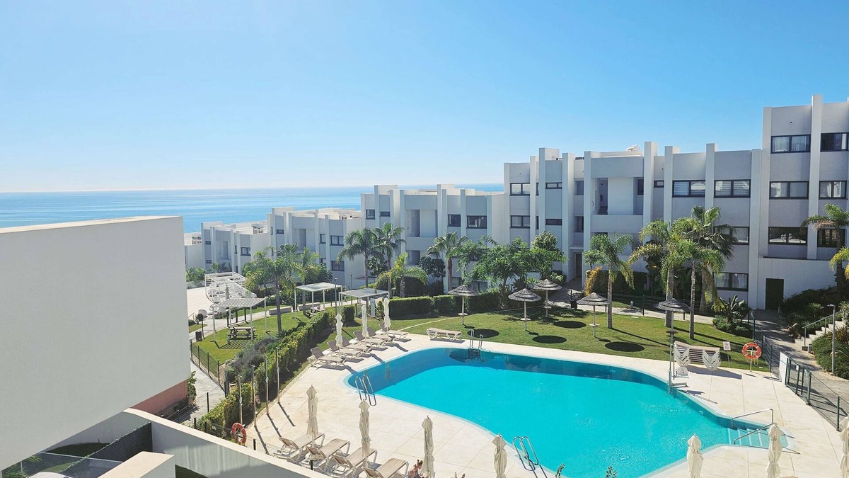 San Luis de Sabinillas Apartment | Pure South by Lica Homes