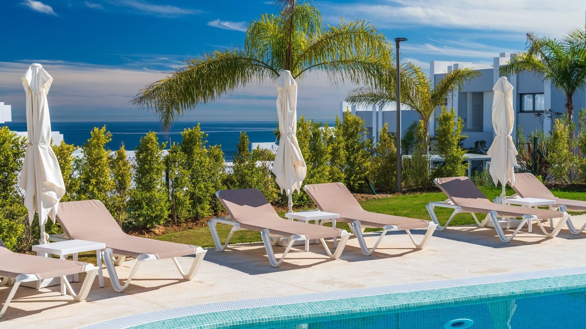 Puerto de la Duquesa Apartment | Pure South 2111 Beach & Golf