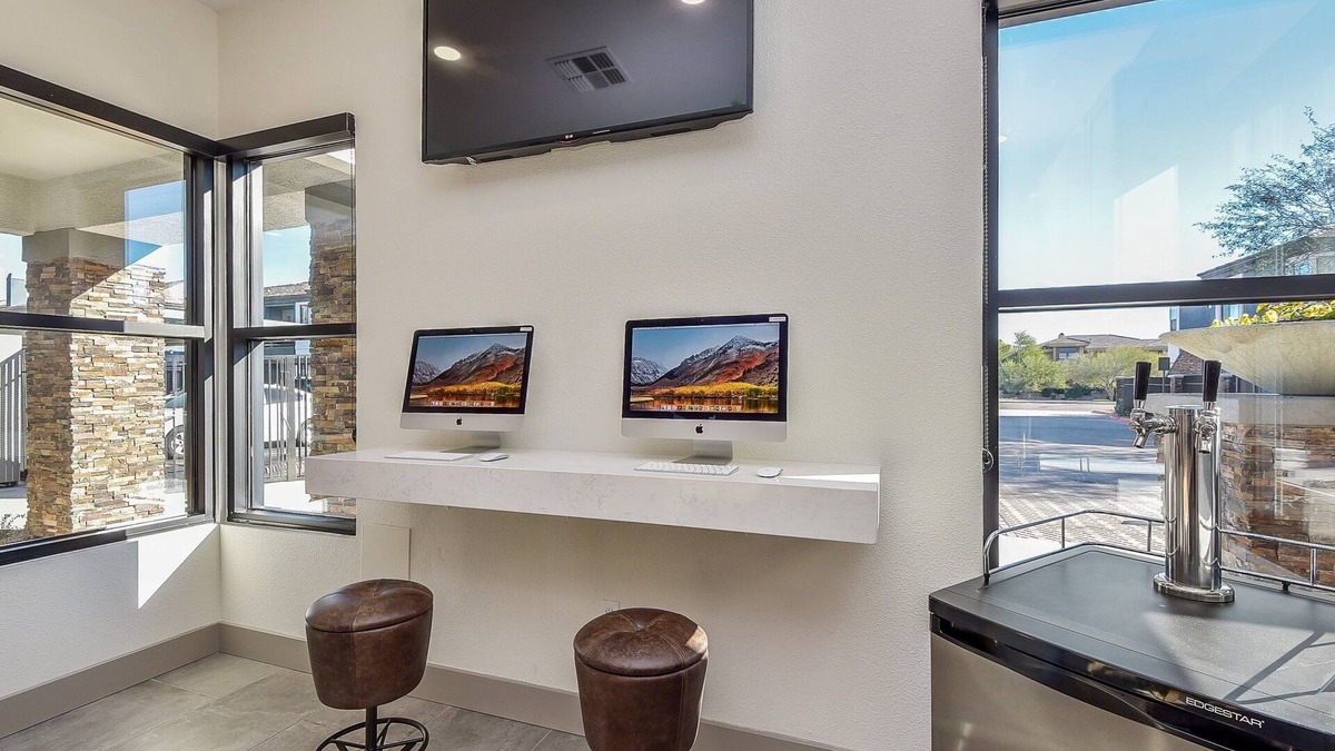 Desert View Village Apartment | Pure Suites Ascent 2 Bed Gym Pool Cabana