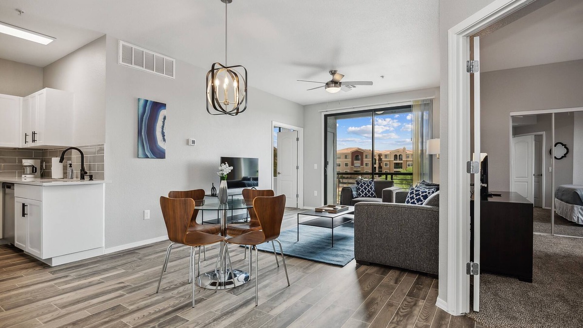 Desert View Village Apartment | Pure Suites Phoenix 2 Bed Gym Pool Cabana 2