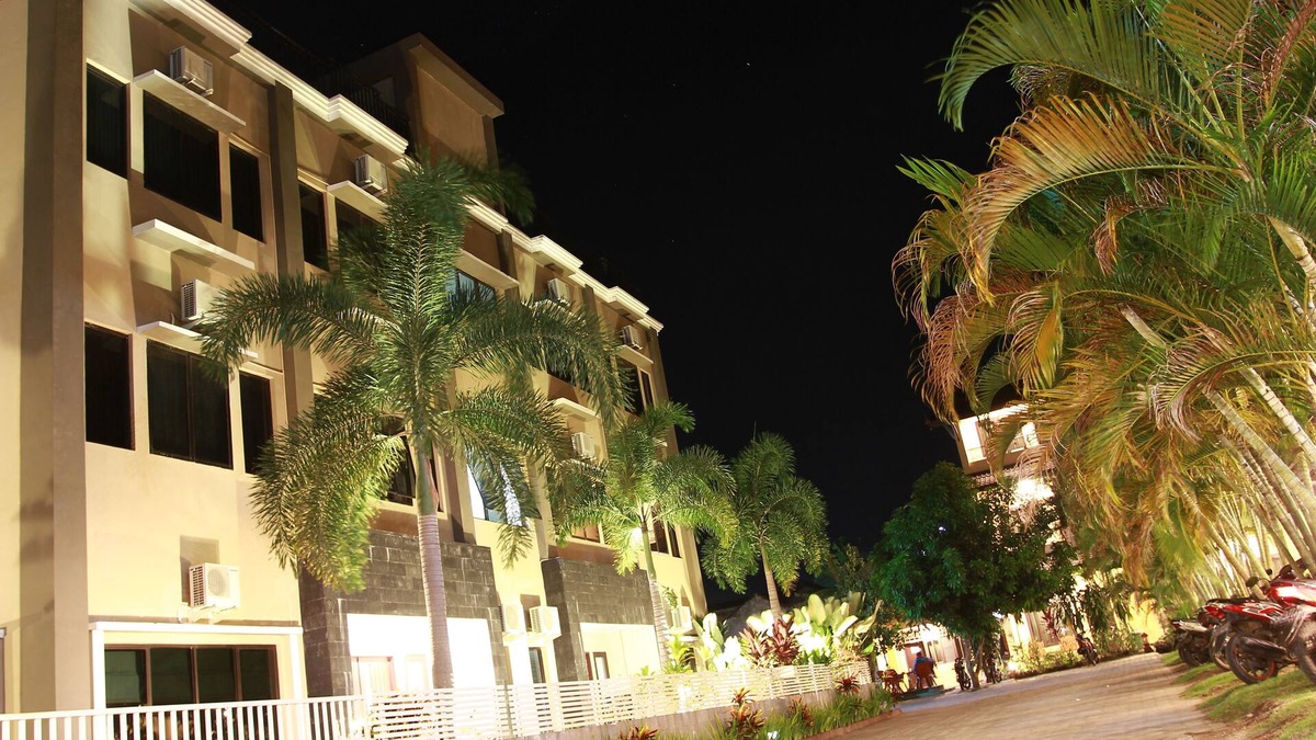 Senggigi Hotel | Puri Senggigi Hotel