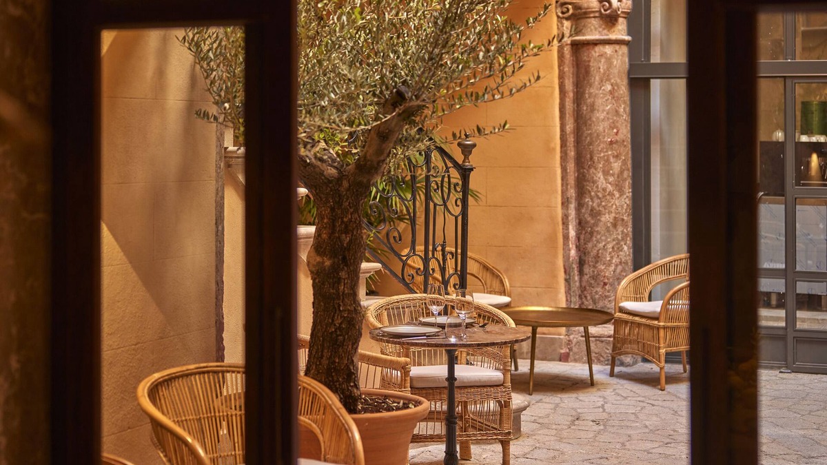 La Llotja-Born Hotel | PuroGrand Hotel