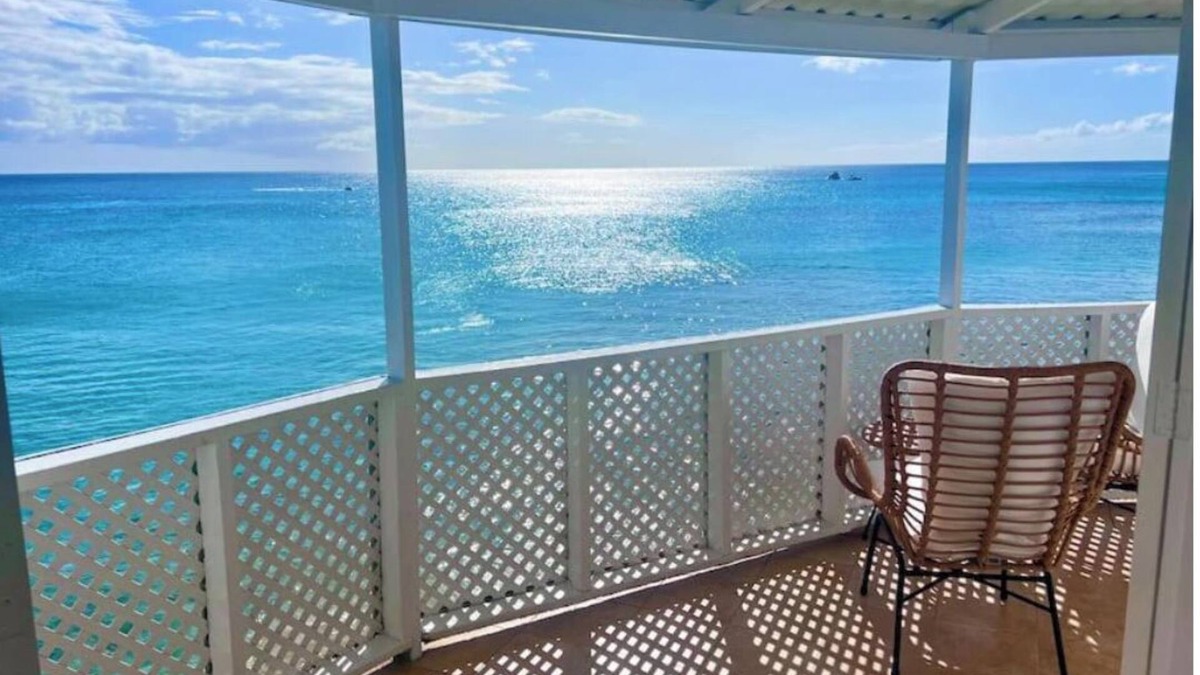Gibbs Bay Villa | Purple Rain: Beach House, Sun Terraces, Full Kitchen, WiFi under azure skies