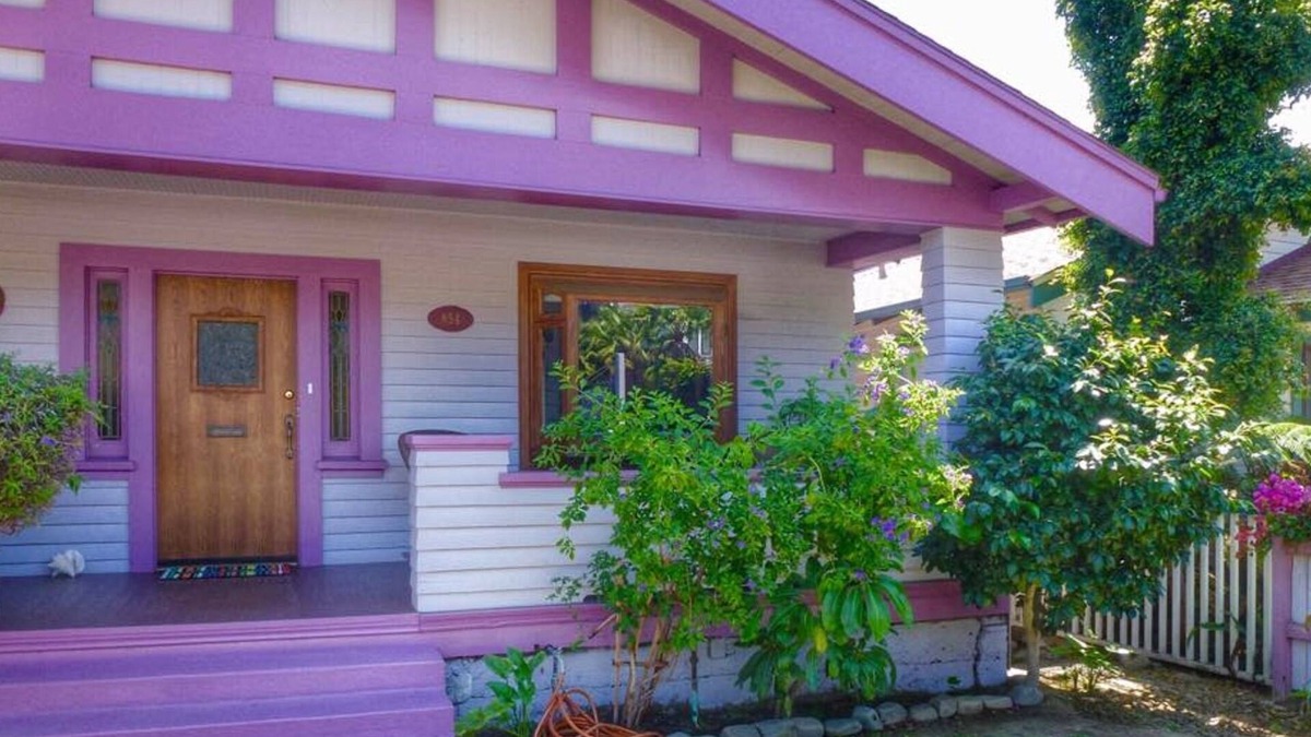 Ventura House | Purple Moon Sea Breeze Cottage