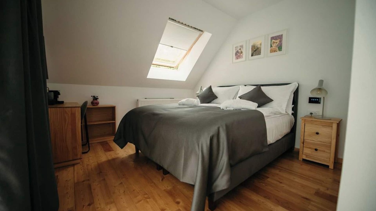 Runcu Cabin | PurpleVague