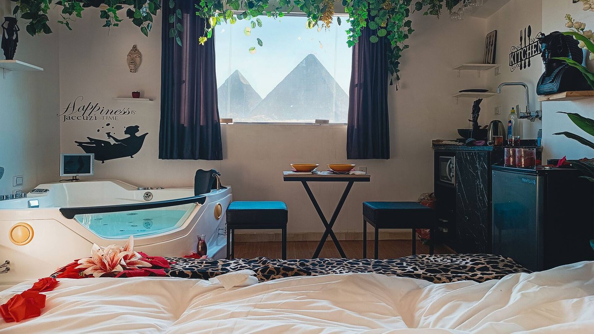 Al Haram Apartment | Pyramids Icon with pyramids view