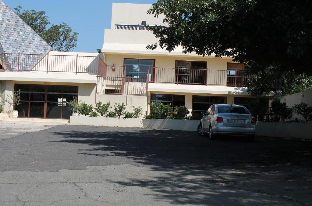Okhahlamba Hotel | Pyramids Motel