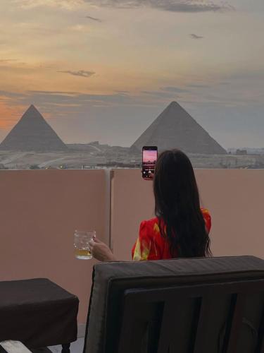 Giza Apartment | Pyramids View Rooftop Apartment