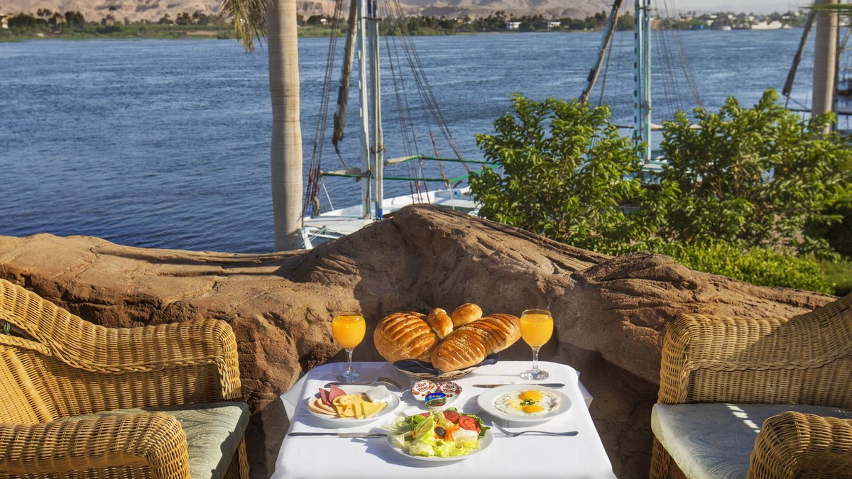 Nile River Luxor Hotel | Pyramisa Hotel Luxor