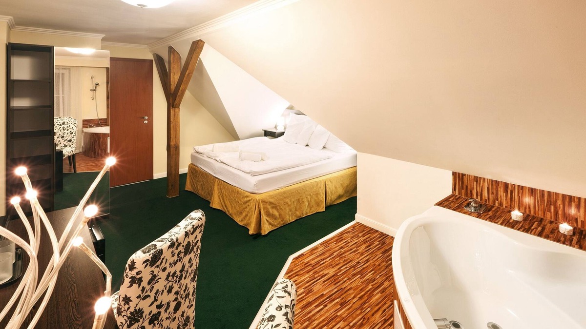 Liberec Hotel | Pytloun Design Self Check-in Hotel