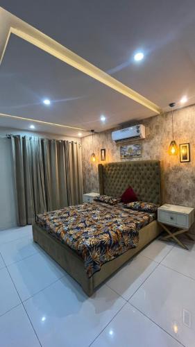 Bahria Town Apartment | pz luxury appartments Bahria Town Lahore