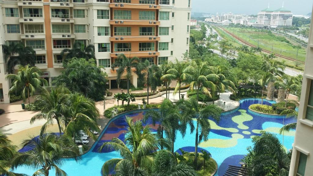 Bukit Jalil Apartment | Qaiser Executive Stay East Lake Residence
