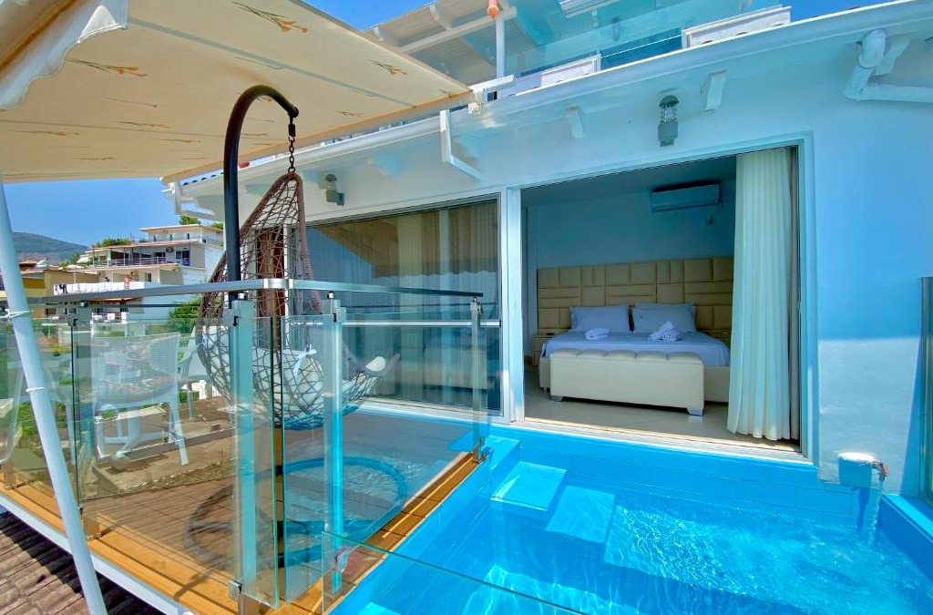 Qeparo Hotel | Qeparo Napolon Complex