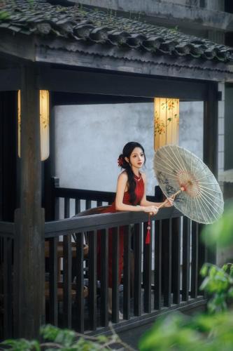 Fenghuang Hotel | QingXi Hotel