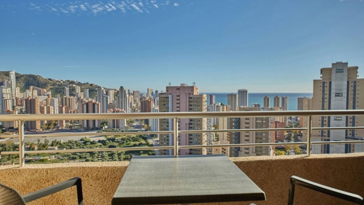 Lauro de Freitas Ski Chalet | Quadruple chalet 700 m from the beach 15 minutes from SSA airport