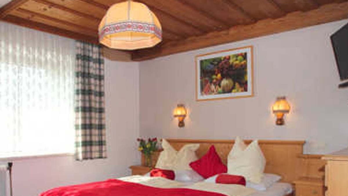 Tiefgraben Apartment | Quadruple Room - Organic Farm Kasleitner (3 flowers)