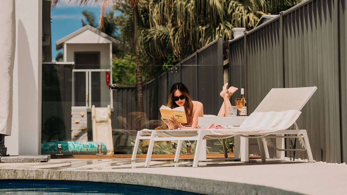 Burleigh Waters House | Quail Cove Summary: Q