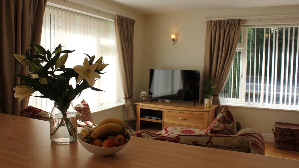 Montpellier House | Quaint 1-bedroom house in Cheltenham