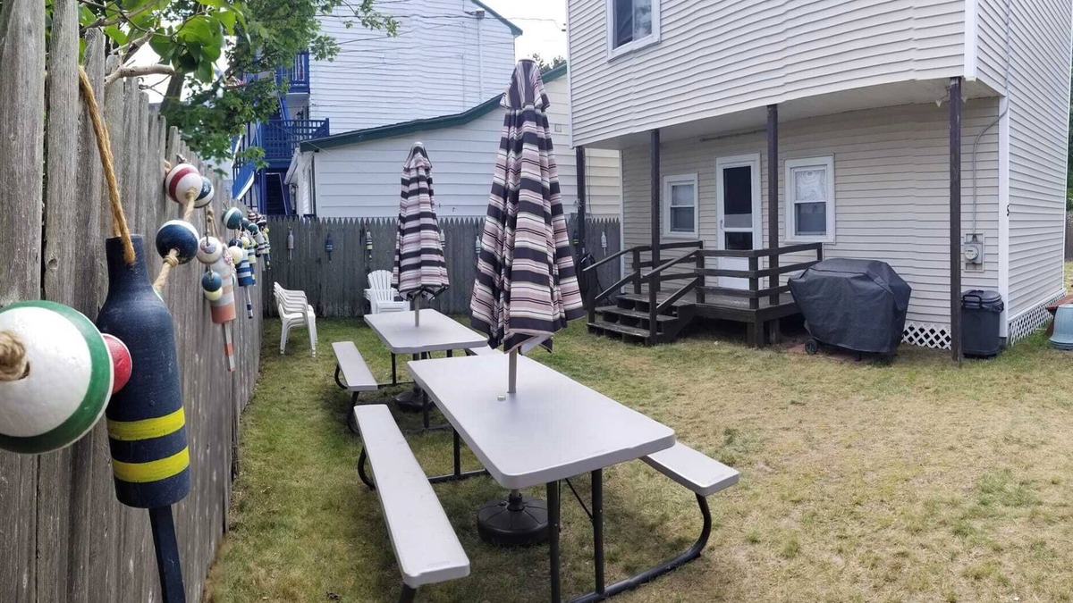 Old Orchard Beach Cottage | Quaint 2 bedroom cottage across the street from the beach with private yard.