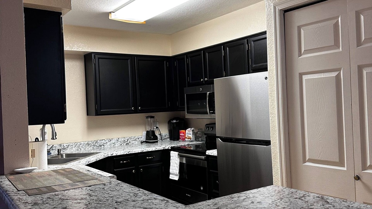 Mesa Apartment | Quaint 2-bedroom apartment with AC in charming Mesa