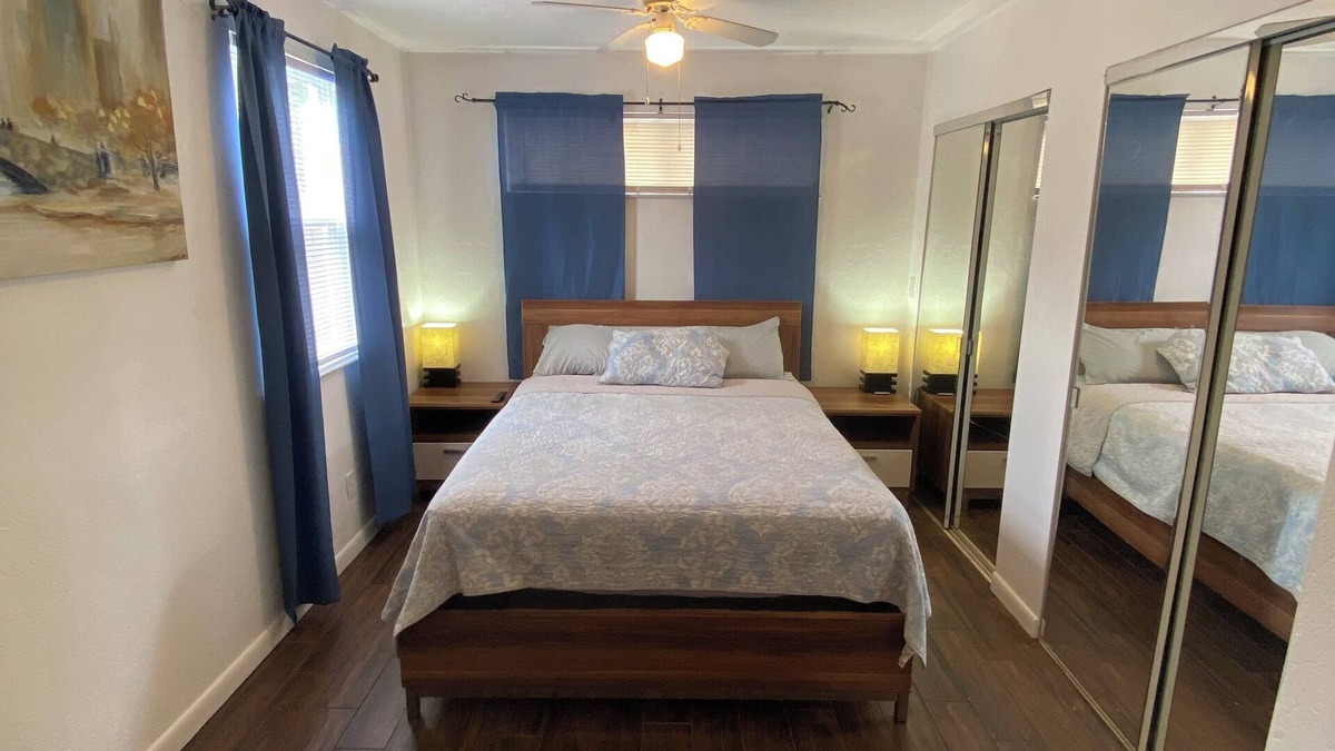 Sanford House | Quaint 2-bedroom house with AC in charming Sanford