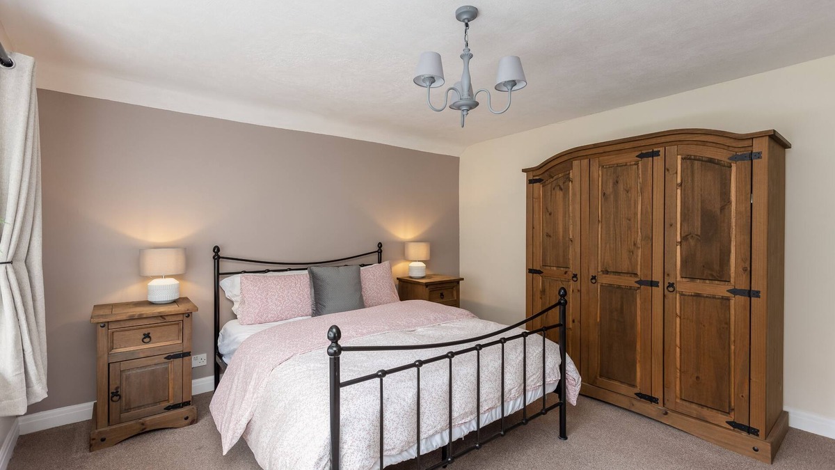 Wrelton Cottage | Quaint Cottage on the edge of the North Yorkshire Moors National Park - Sleeps 4 & Pet Friendly