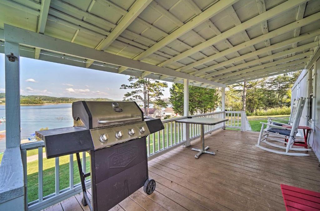 Bean Station House | Quaint Cottage Overlooking Cherokee Reservoir