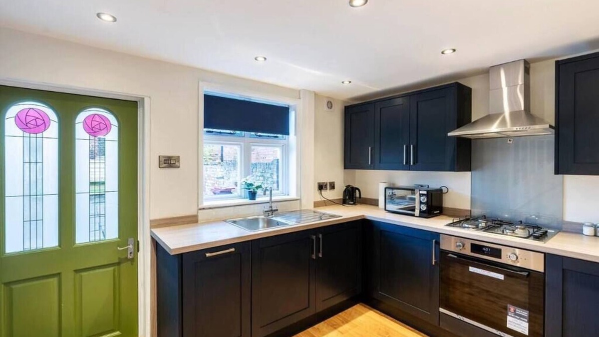Barton-upon-Humber House | 🏡 Quaint Historic Home | Charming Stay in Barton ✨