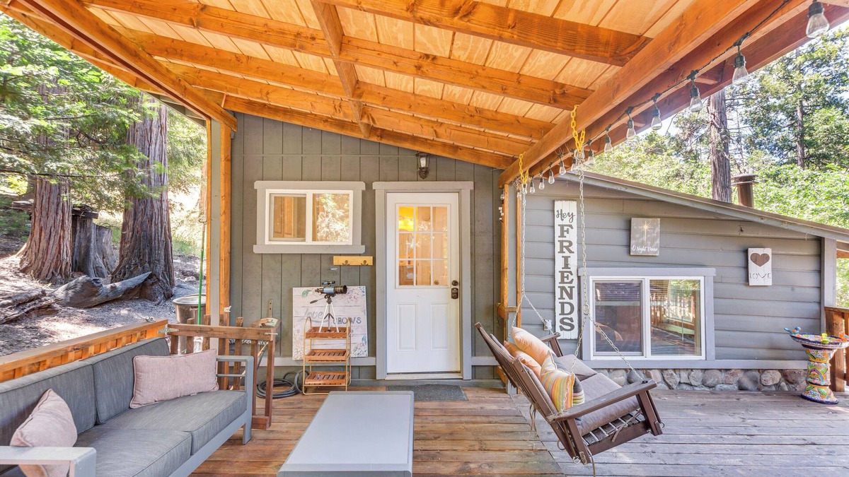 Idyllwild Cabin | Quaint Idyllwild Cabin: 1/2 Mi to Trailhead!