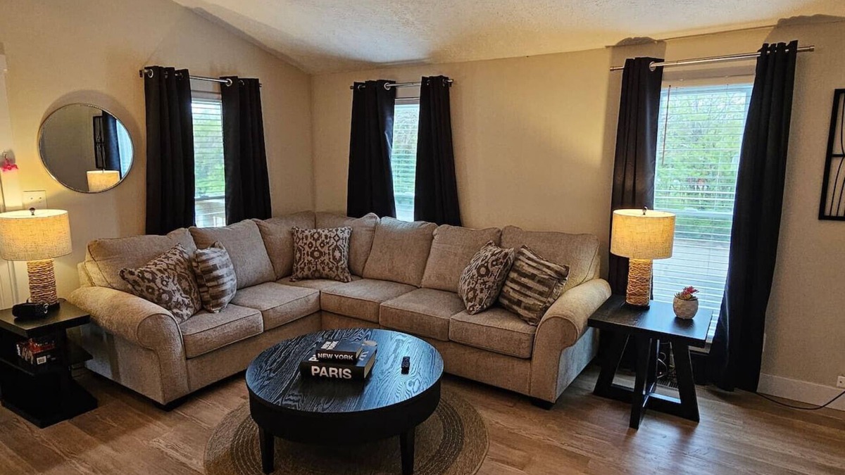 Lindenwald House | Quaint Liberty Township Remodeled Home