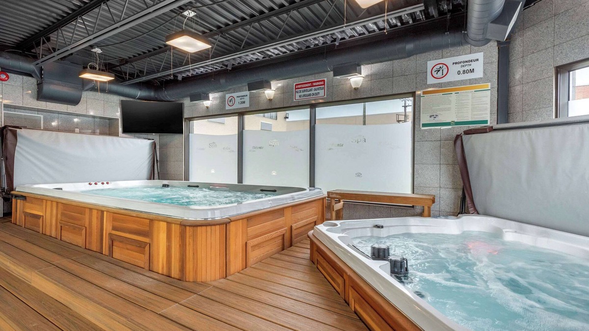 Saint-Laurent Hotel | Quality Hotel Dorval