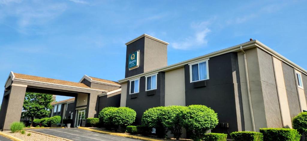 Brunswick Hotel | Quality Inn Brunswick Cleveland South