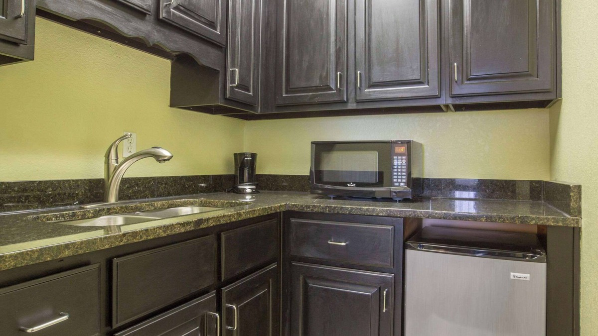 Cedartown Hotel | Quality Inn Cedartown