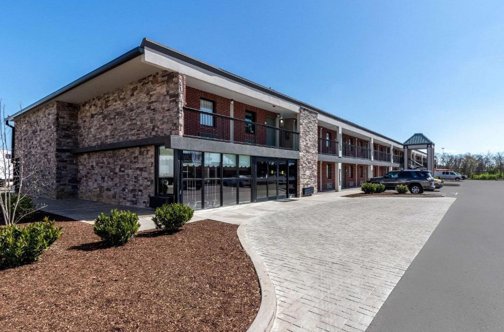 Franklin Hotel | Quality Inn Franklin - Cool Springs Area