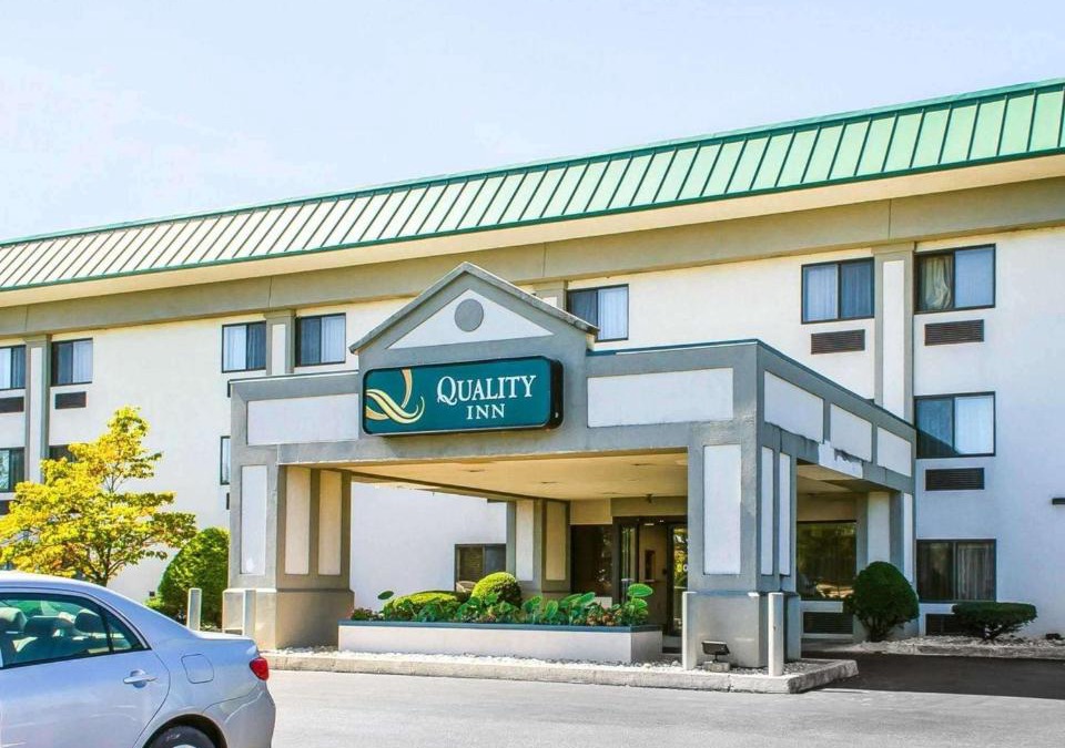 Paxtonia Hotel | Quality Inn Harrisburg - Hershey Area