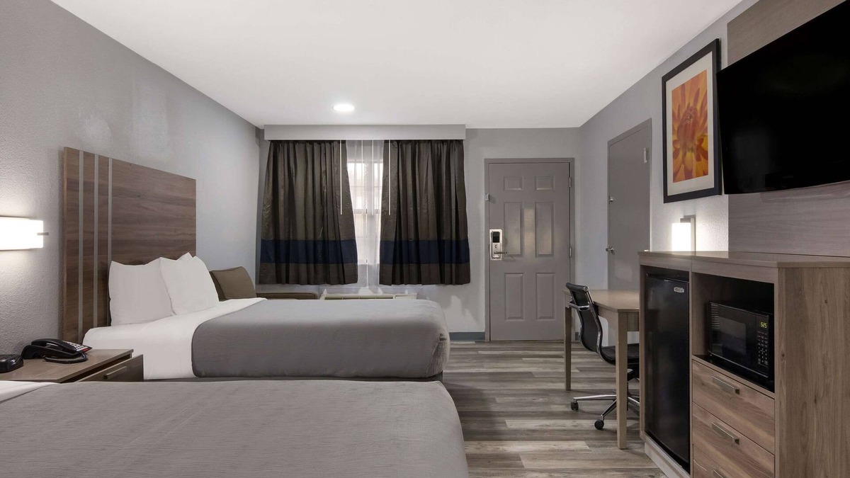 Bossier City Hotel | Quality Inn near Casinos and Convention Center