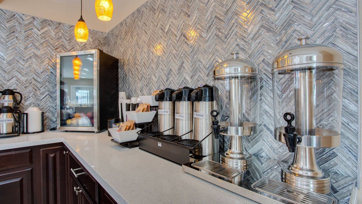 Lincoln Acres Hotel | Quality Inn San Diego South - Chula Vista