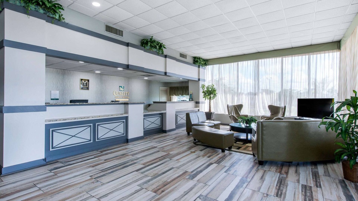 Brooksville Hotel | Quality Inn & Suites Brooksville I-75/Dade City