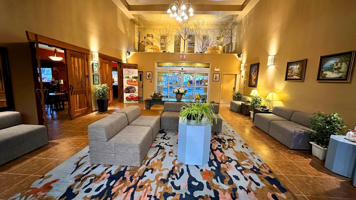 Rimbey Hotel | Quality Inn & Suites
