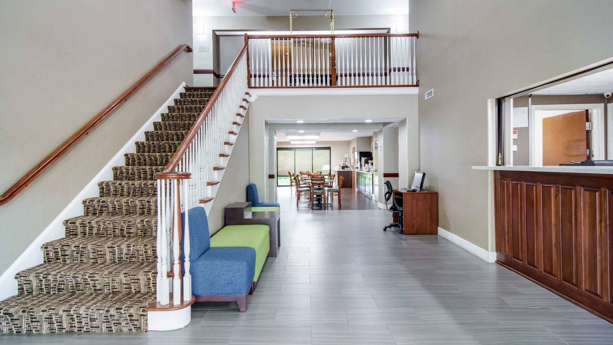 Canton Hotel | Quality Inn & Suites Canton, GA