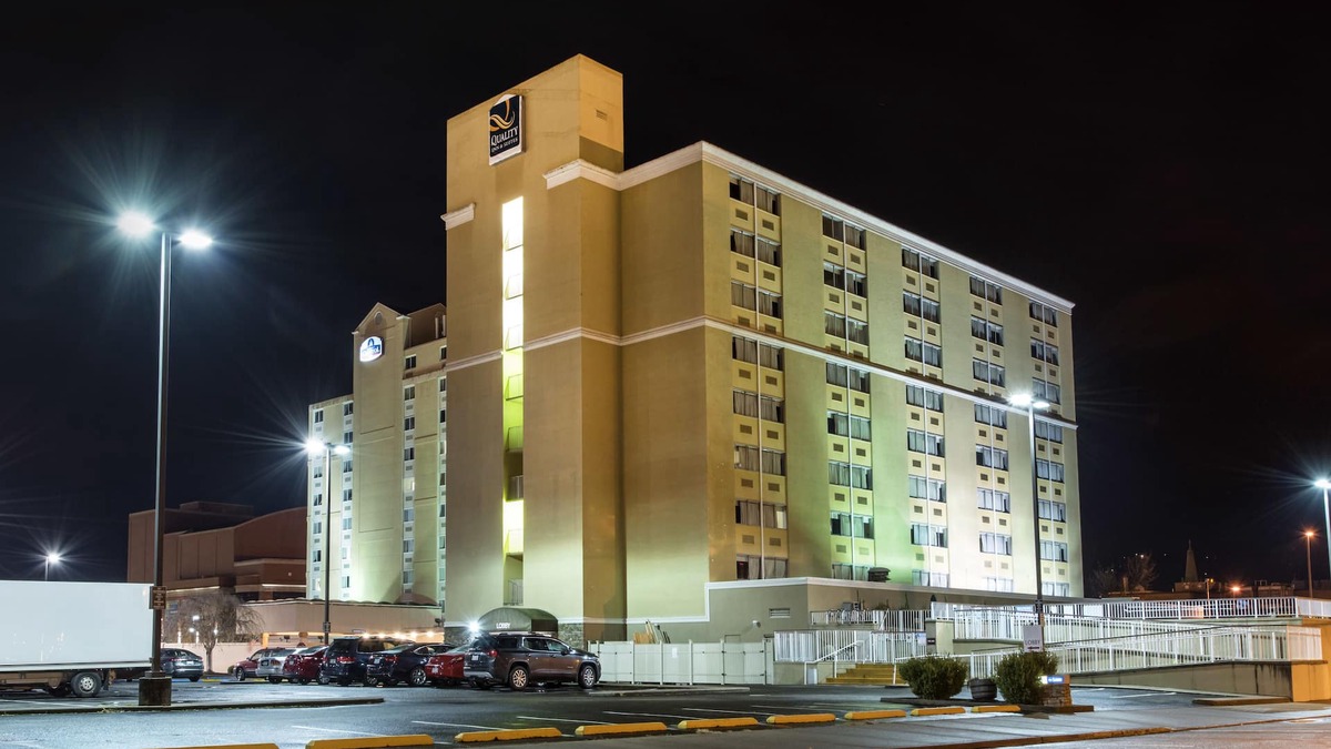 Charleston Hotel | Quality Inn & Suites Charleston - Civic Center