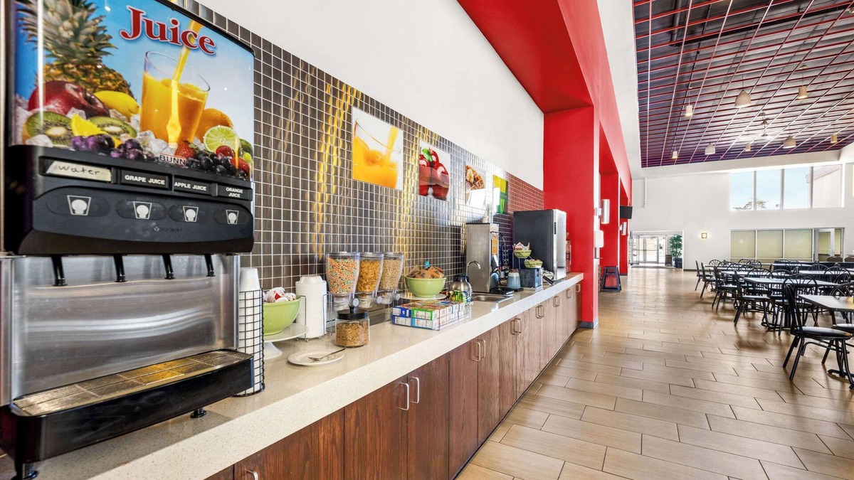 Columbus Hotel | Quality Inn & Suites Columbus