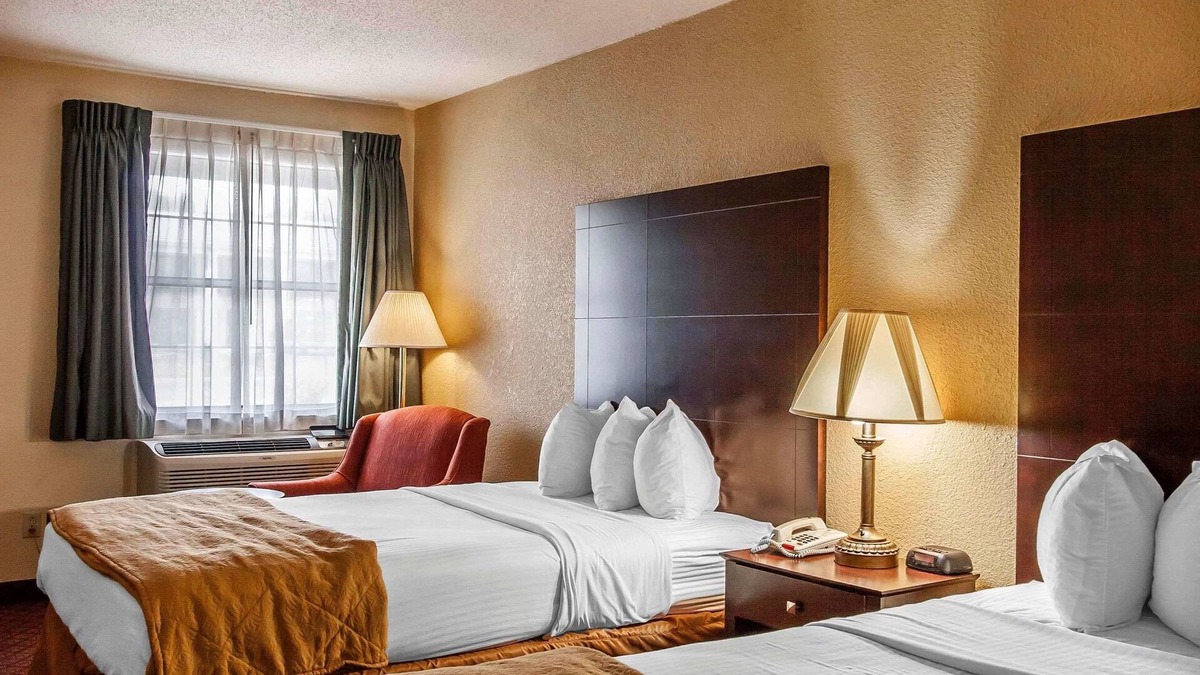 Covington Hotel | Quality Inn & Suites Covington